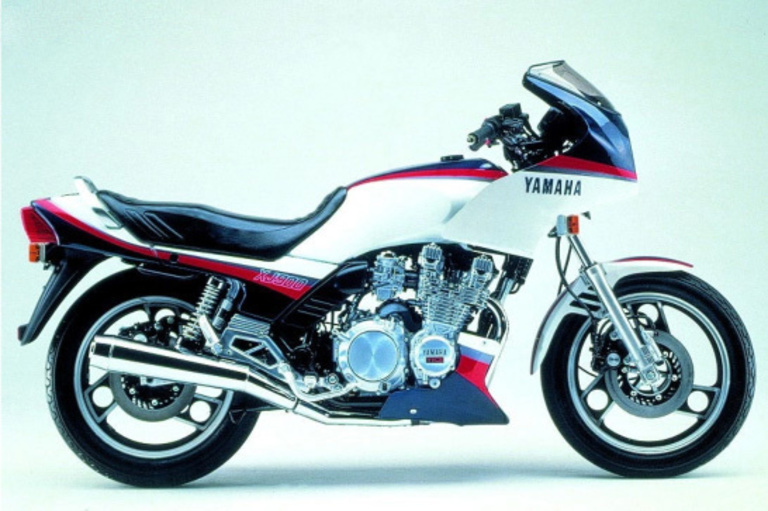 Sterenn Architecture - Moto Yamaha XJ 900-1983